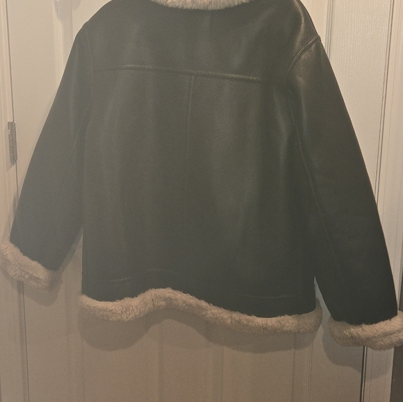 LIKE NEW MANGO JACKET - Picture 3 of 3